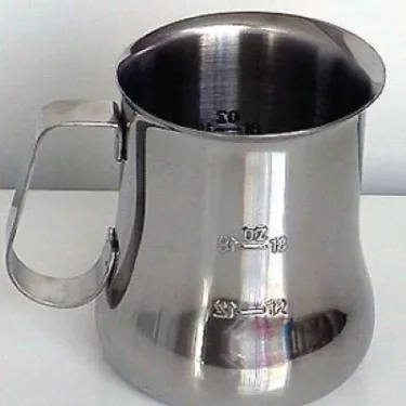 Update International 24 fl oz (70 cl) Measuring Milk Frothing Pitcher