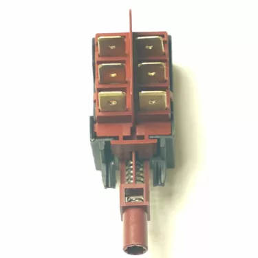 V.4569-min