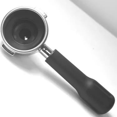V.6147-min